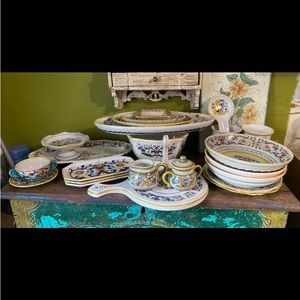 Daruta Italian serving dishes.